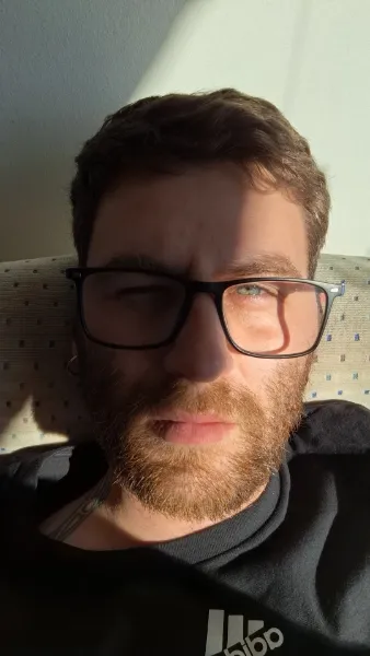 Video Chat Stories - @simonkrogh (Simon Krogh): 🚬